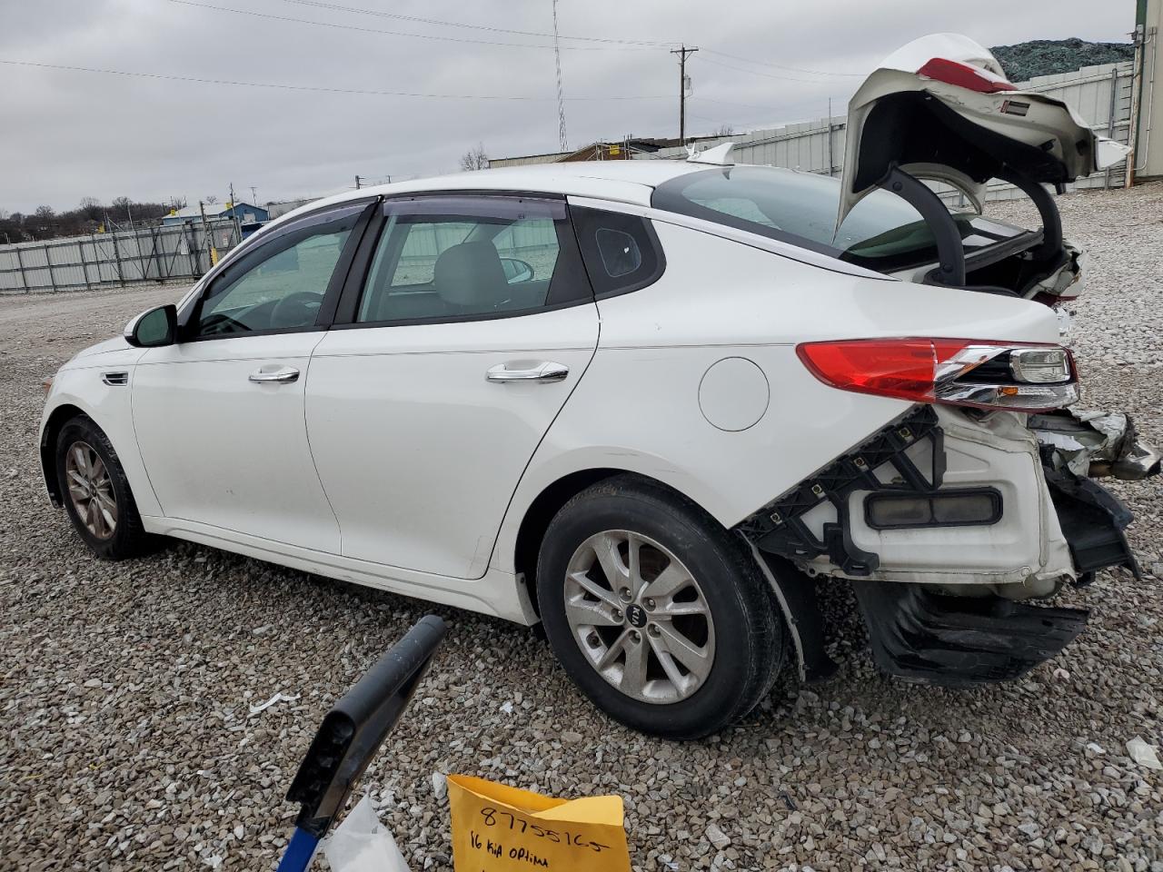 2016 Kia Optima - Image 2