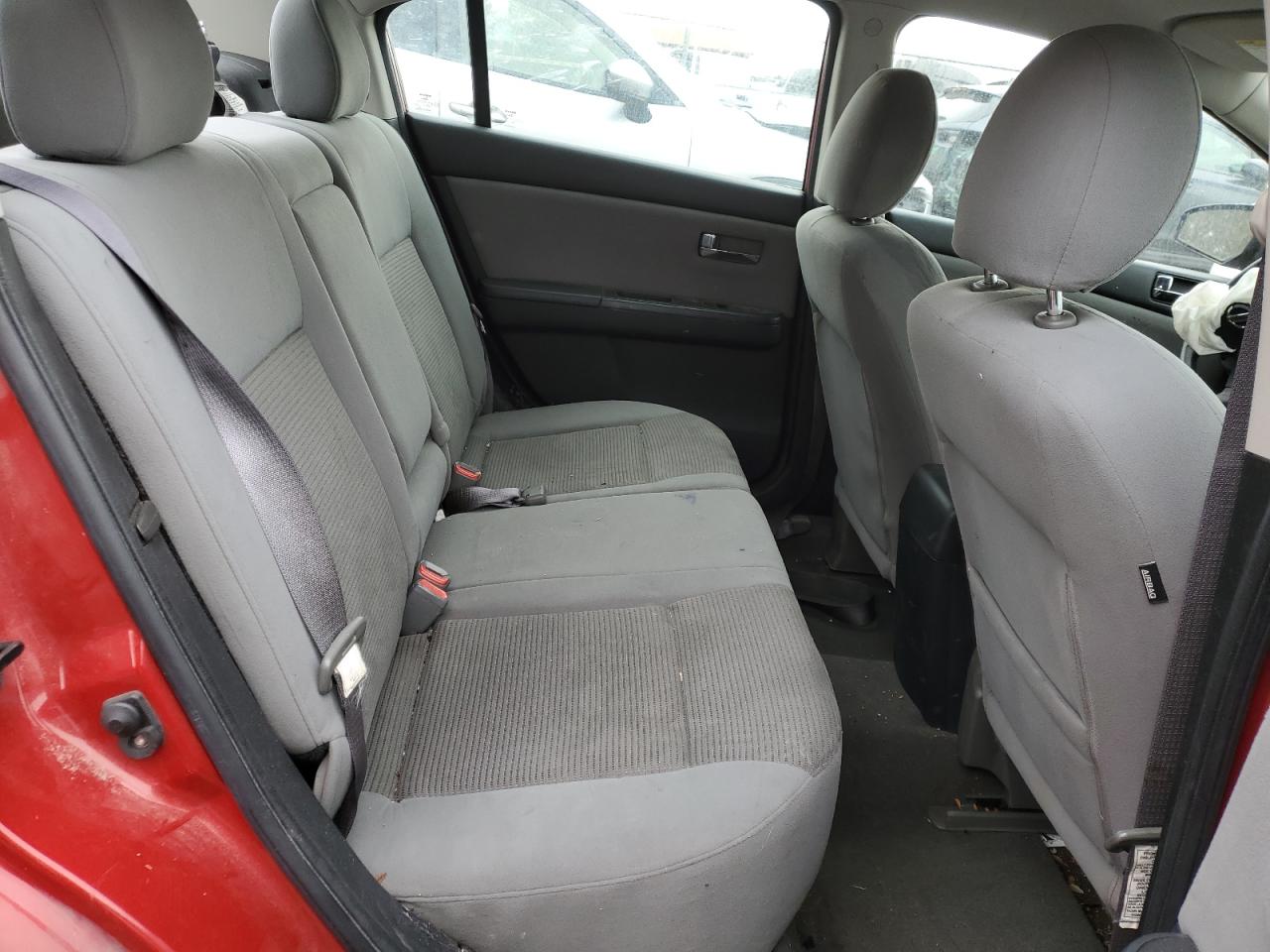 2012 Nissan Sentra - Image 10