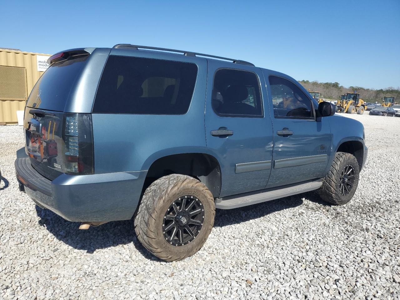2010 Chevrolet Tahoe - Image 3