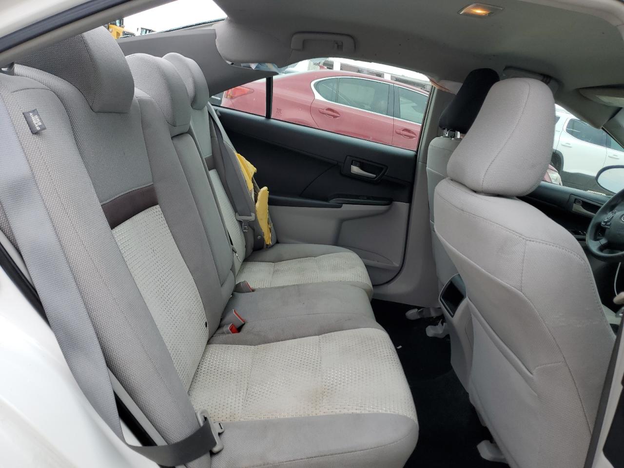 2012 Toyota Camry - Image 10