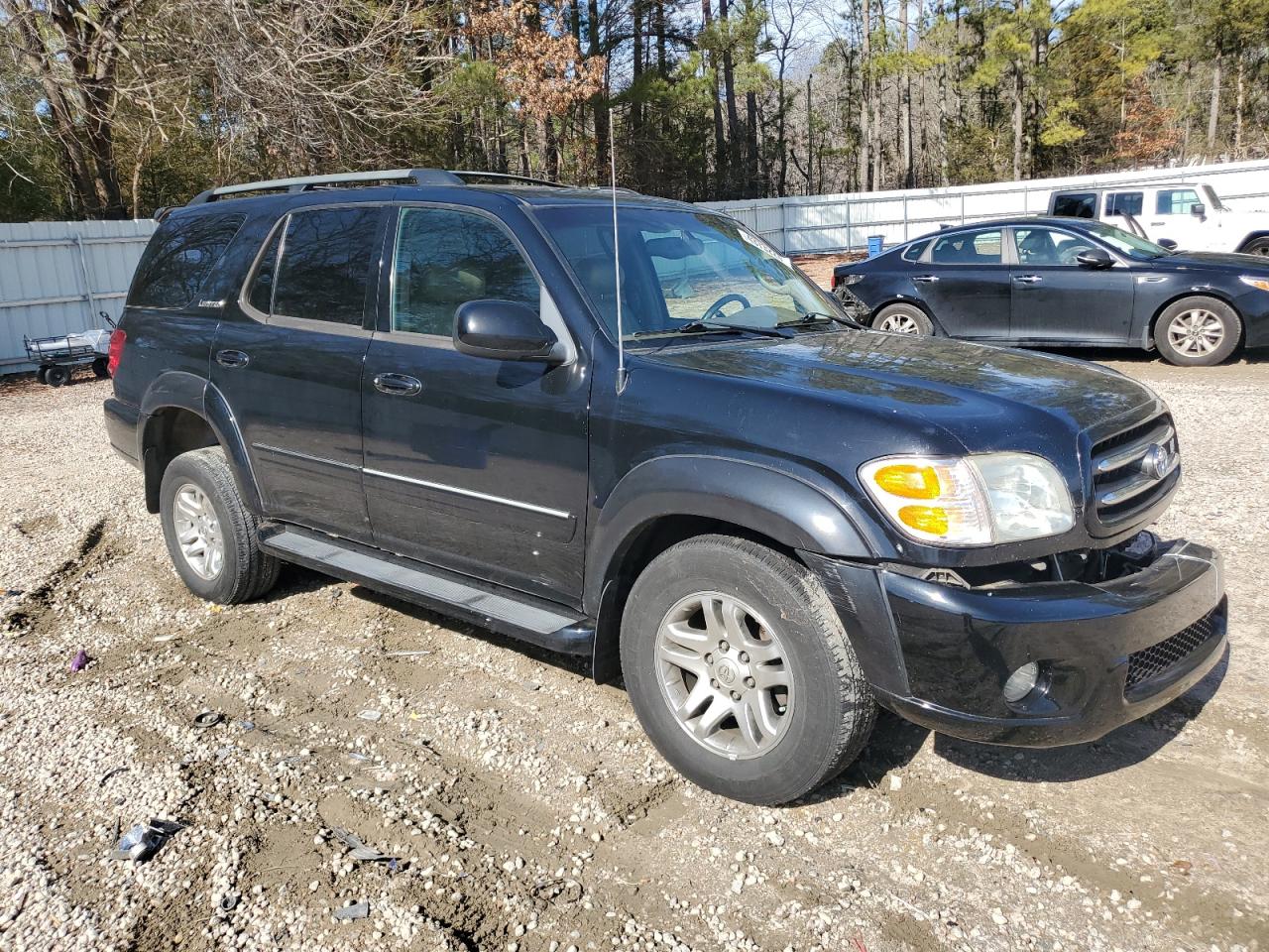 2003 Toyota Sequoia - Image 4
