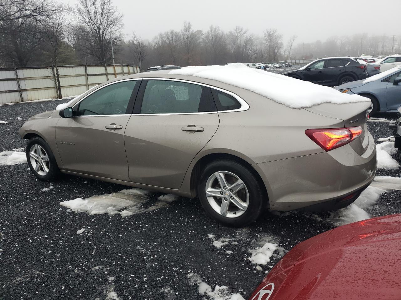 2022 Chevrolet Malibu - Image 2