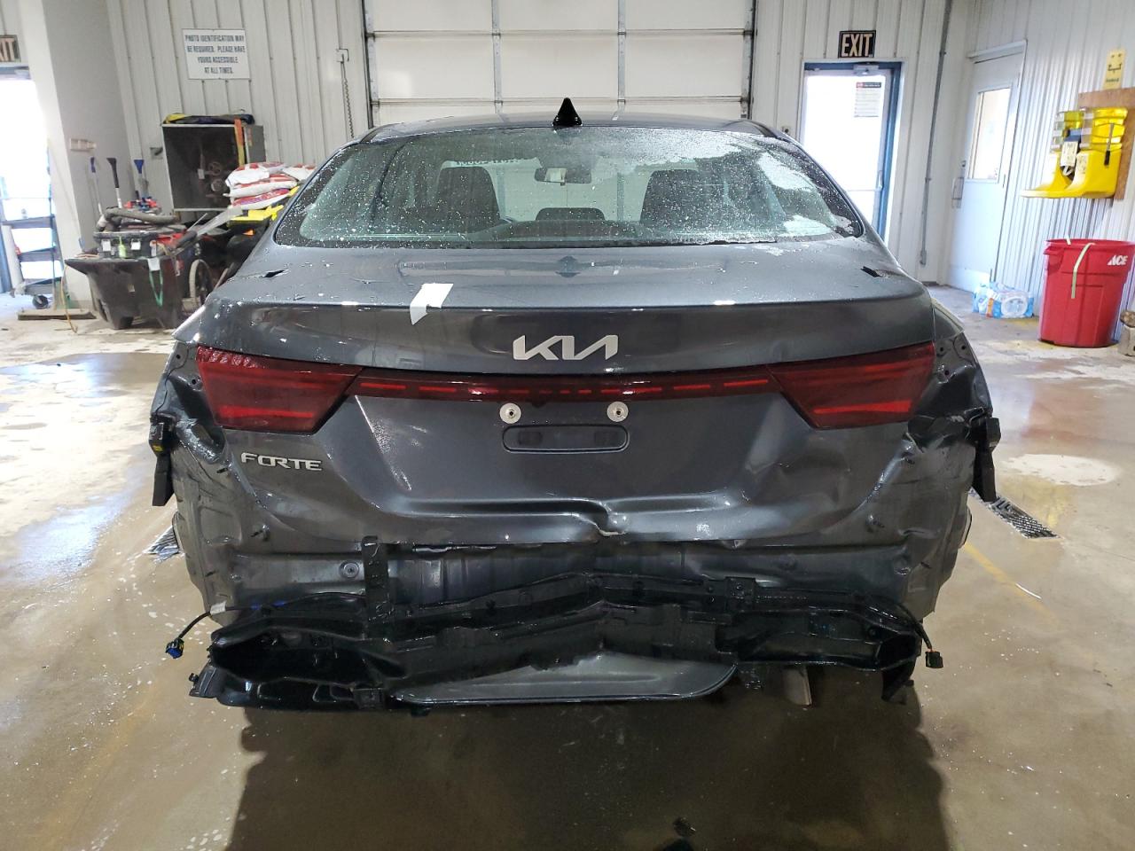 2024 Kia Forte - Image 6