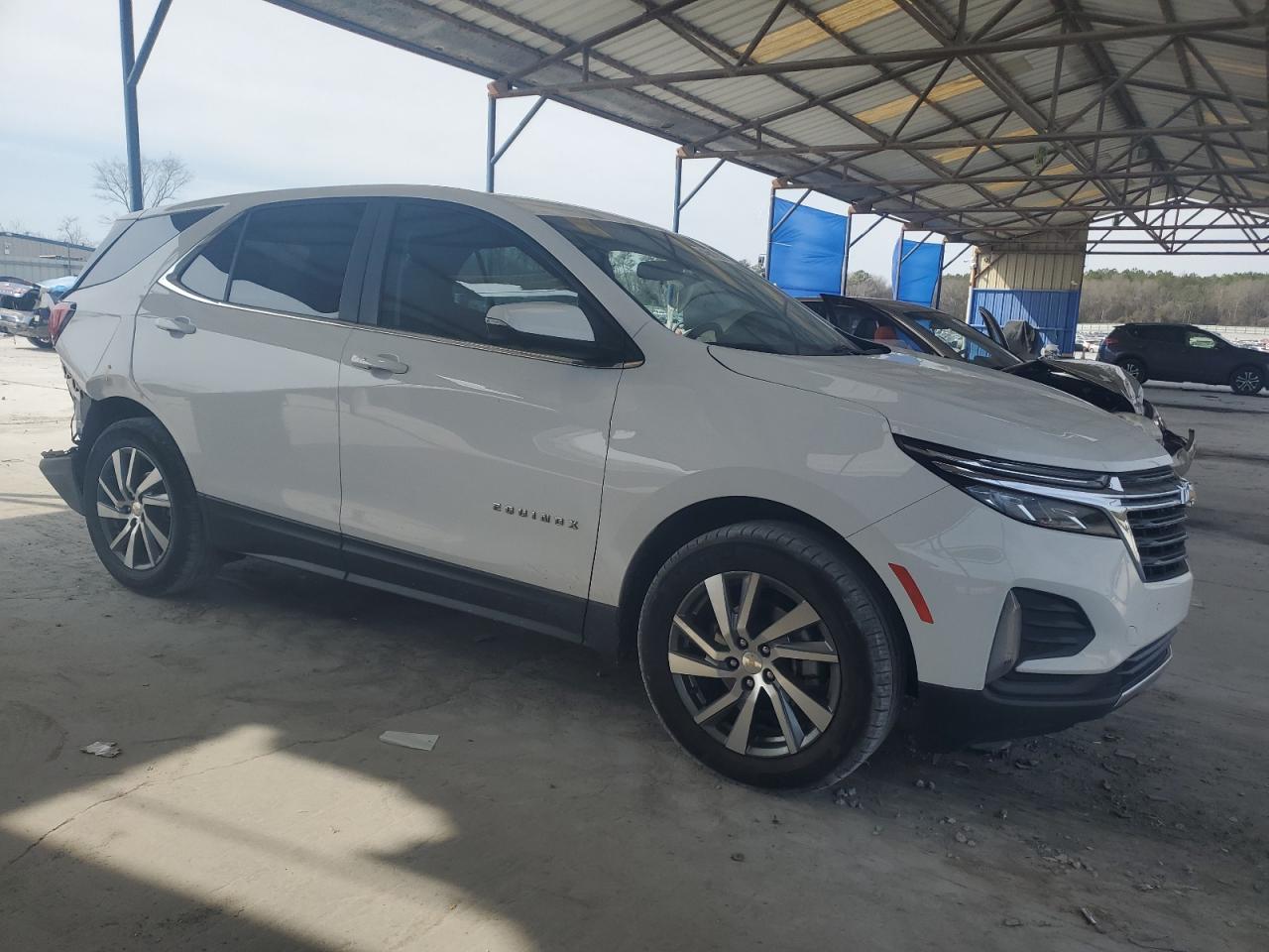 2022 Chevrolet Equinox - Image 4