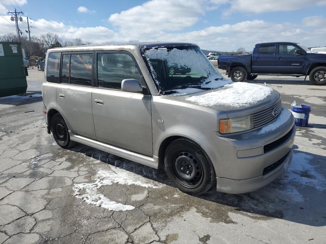 2005 Scion xB - Image 4