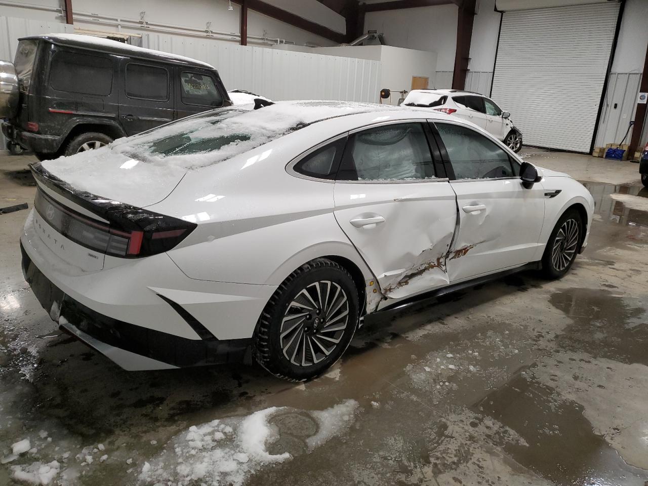 2024 Hyundai Sonata - Image 3