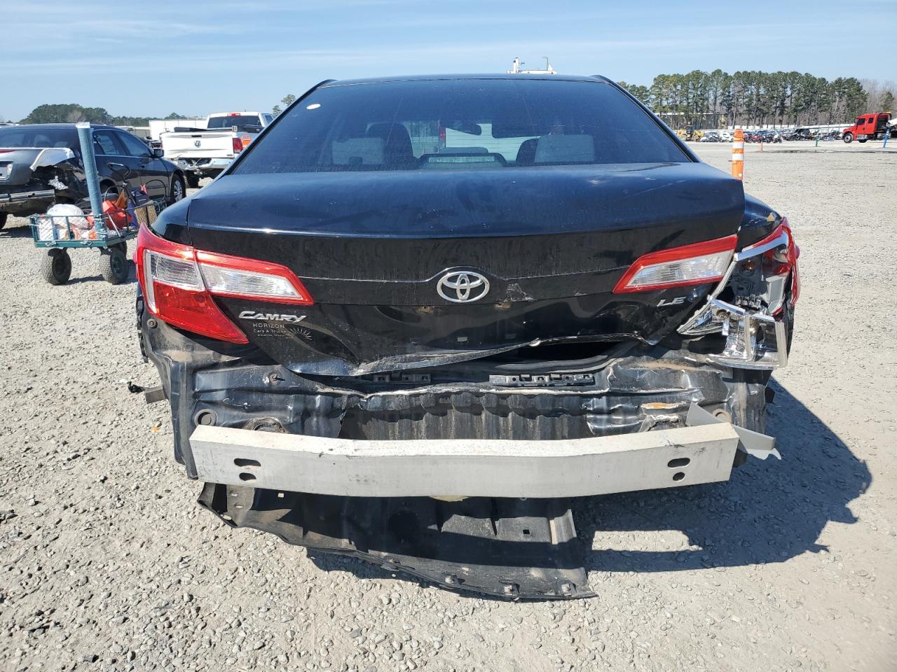 2014 Toyota Camry - Image 6