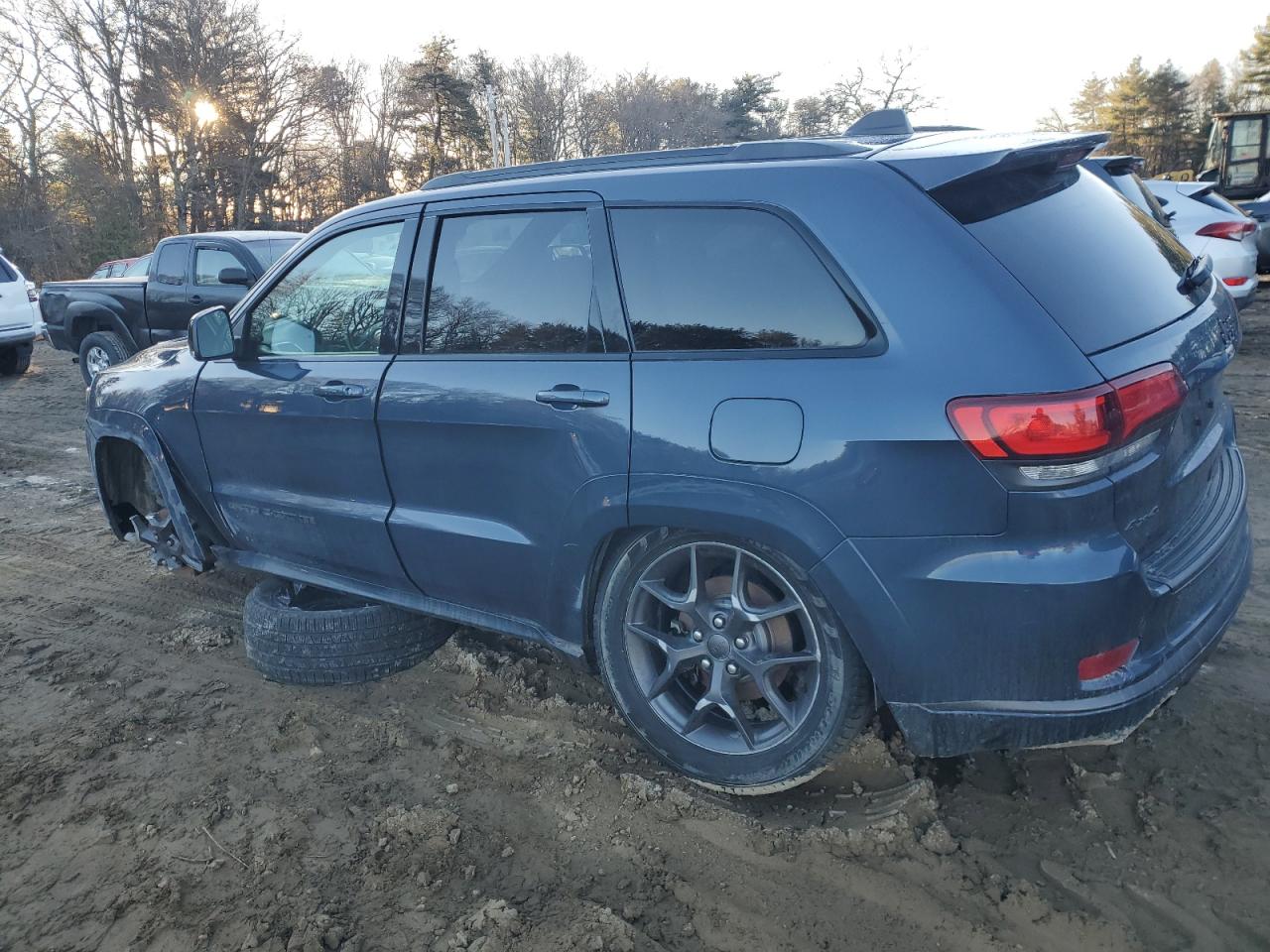 2020 Jeep Grand Cherokee - Image 2