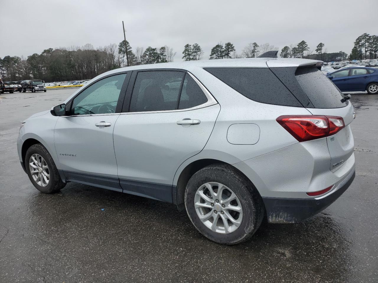 2021 Chevrolet Equinox - Image 2