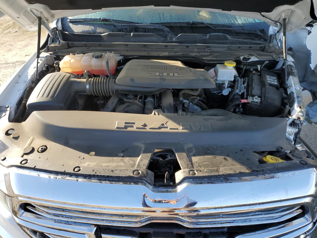 2021 RAM 1500 - Image 12