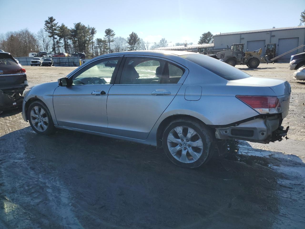 2009 Honda Accord - Image 2