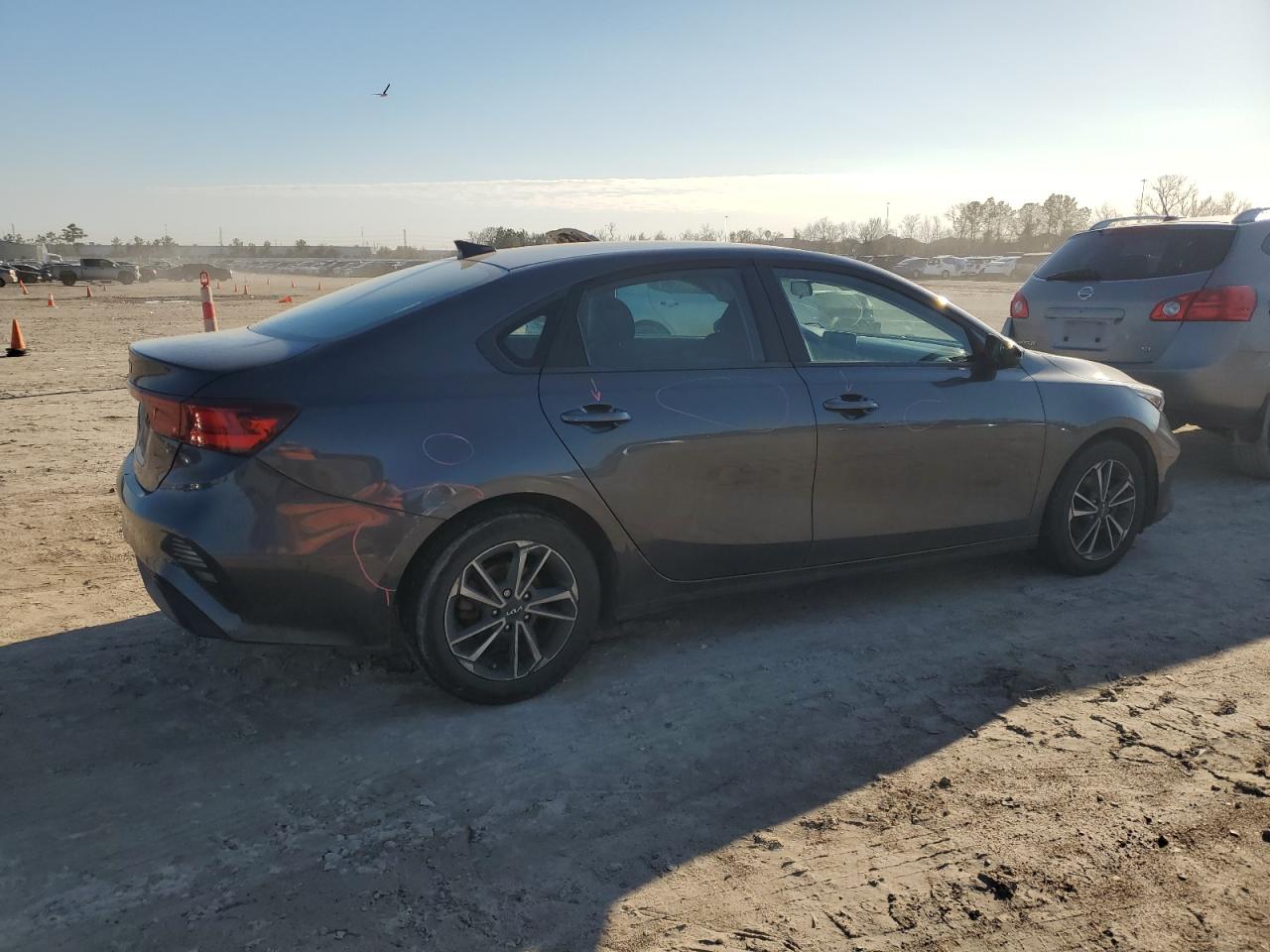 2022 Kia Forte - Image 3