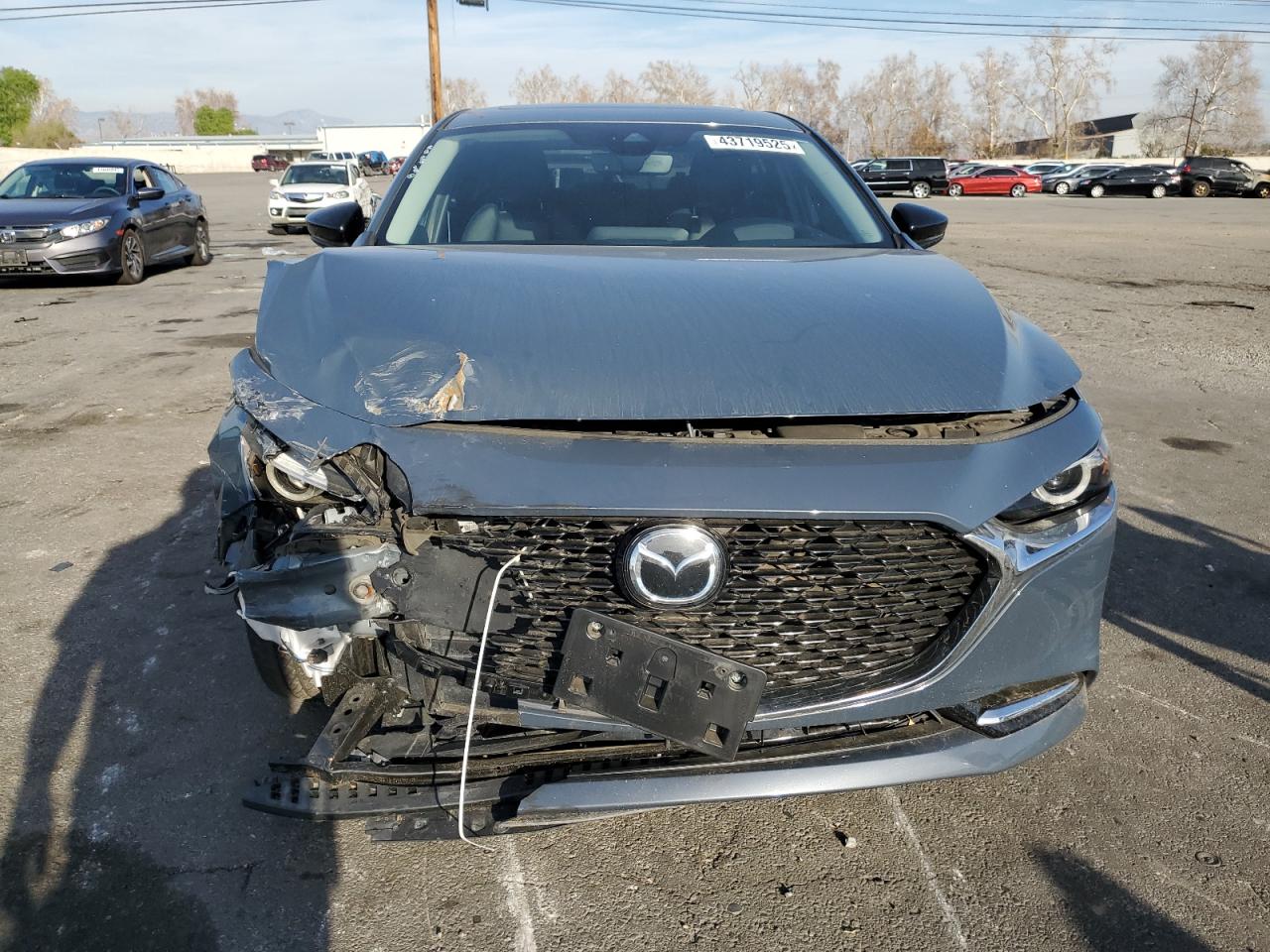 2022 Mazda 3 - Image 5