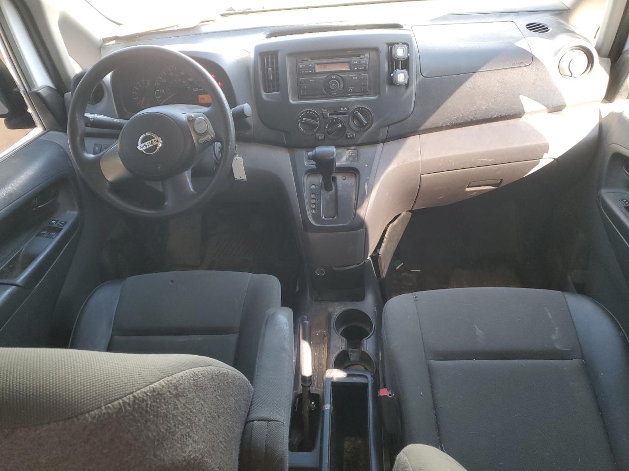 2016 Nissan NV - Image 8