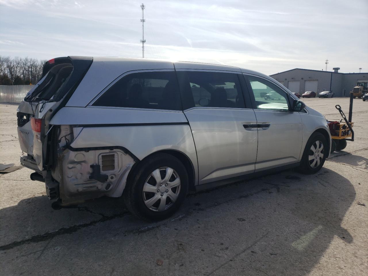 2015 Honda Odyssey - Image 3