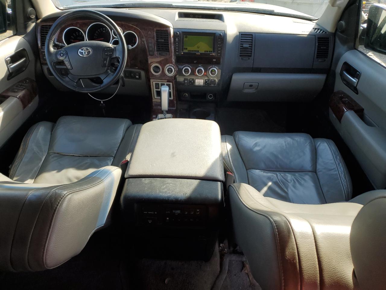 2008 Toyota Sequoia - Image 8