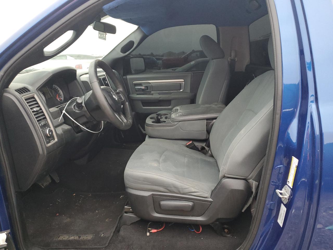2015 RAM 1500 - Image 7