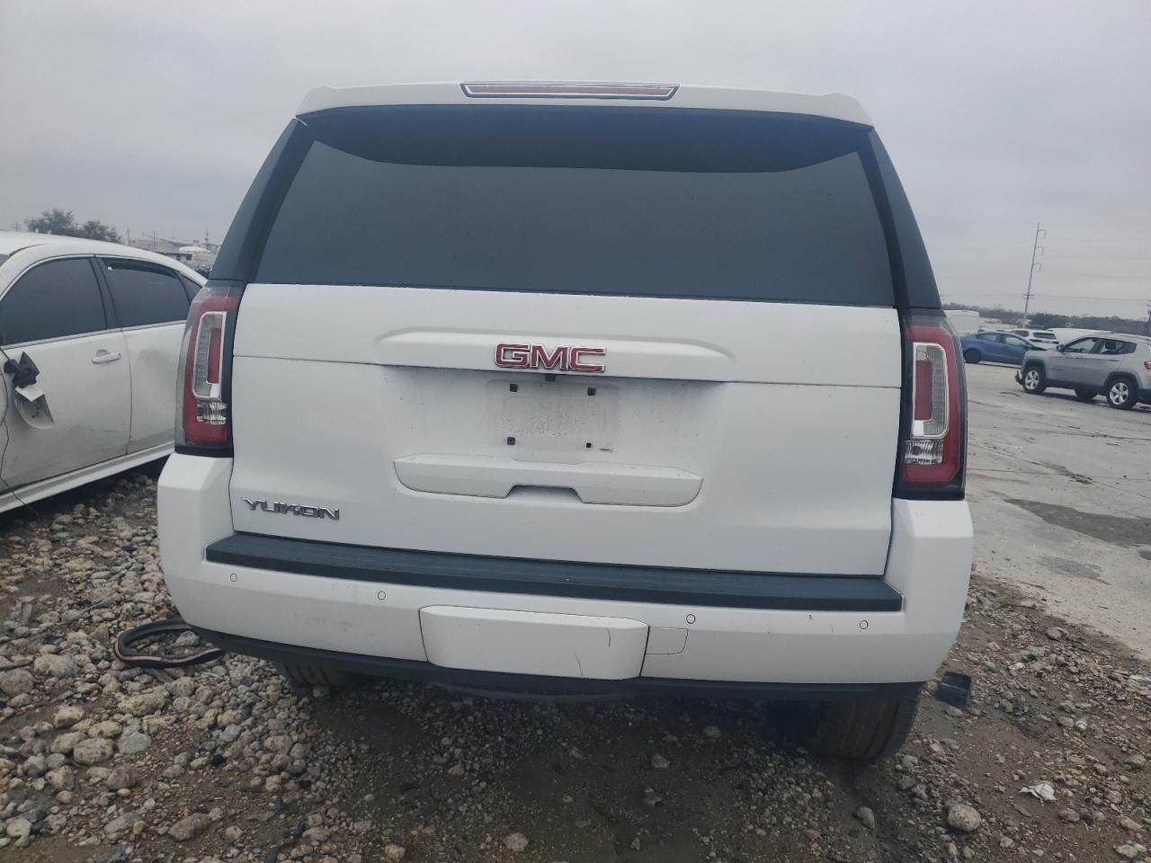 2019 GMC Yukon - Image 6