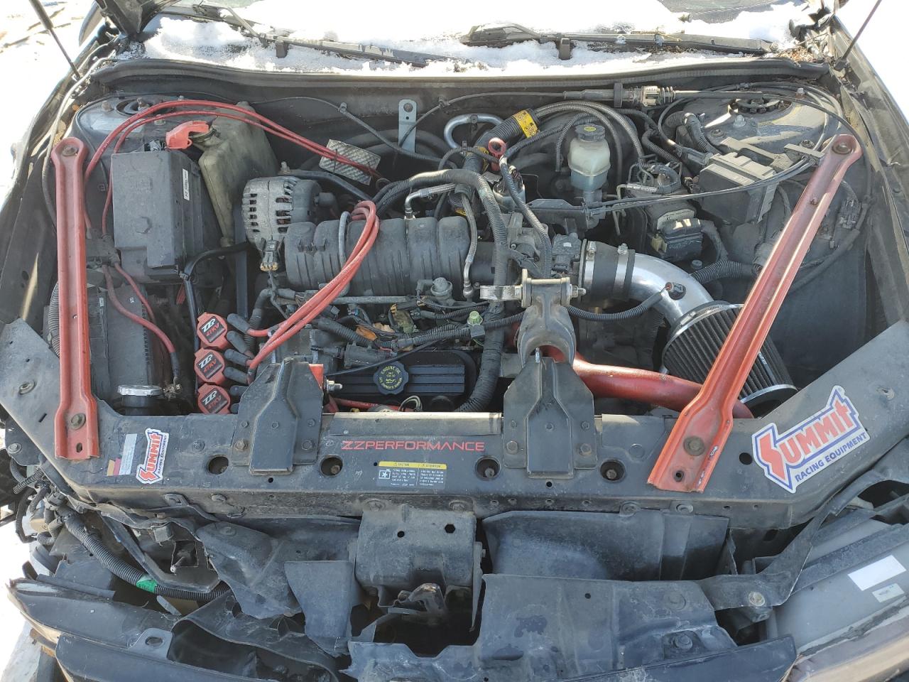 2002 Pontiac Grand Prix - Image 11