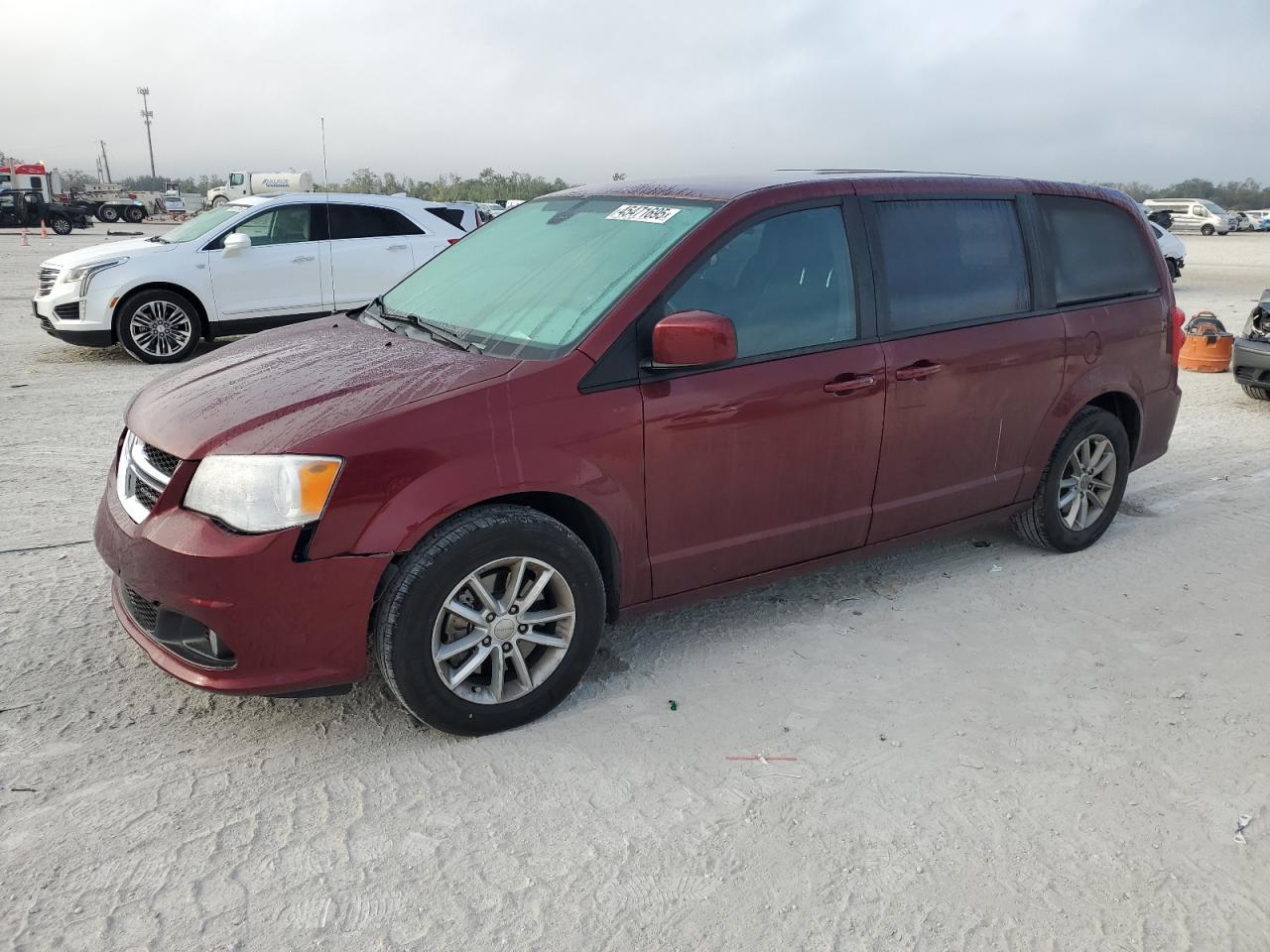 2020 Dodge Caravan - Image 1