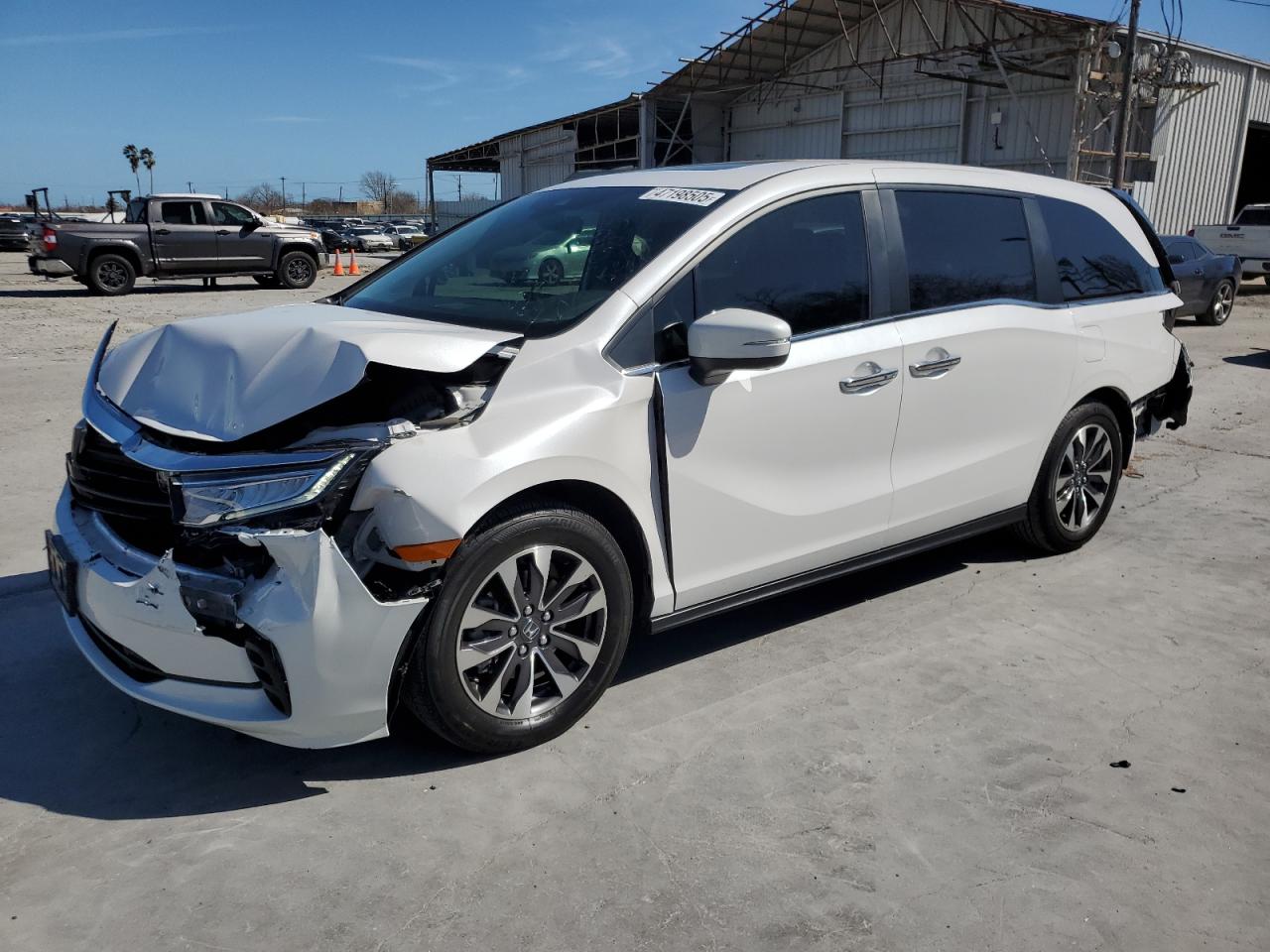 2024 Honda Odyssey - Image 1