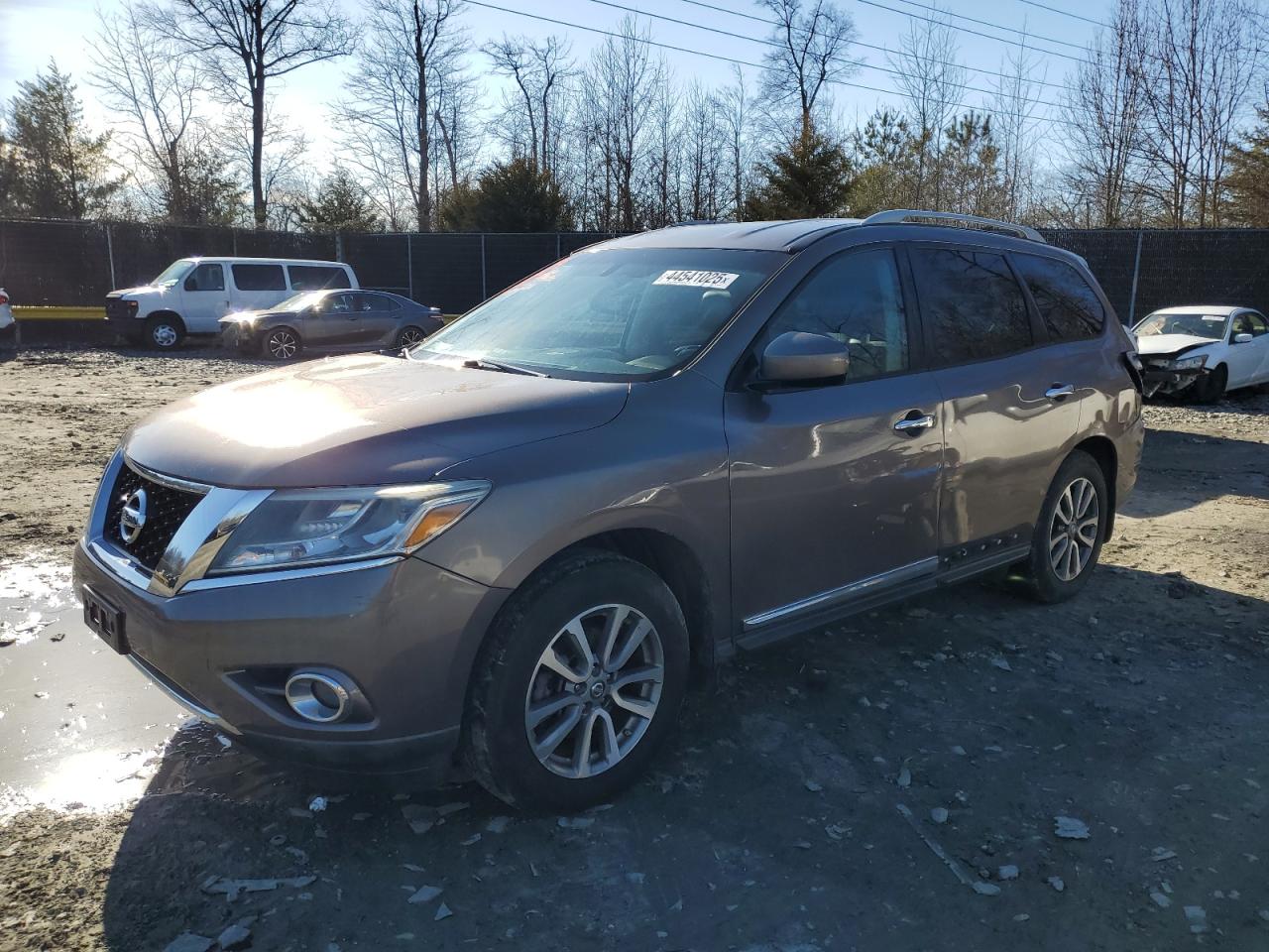 2014 Nissan Pathfinder - Image 1