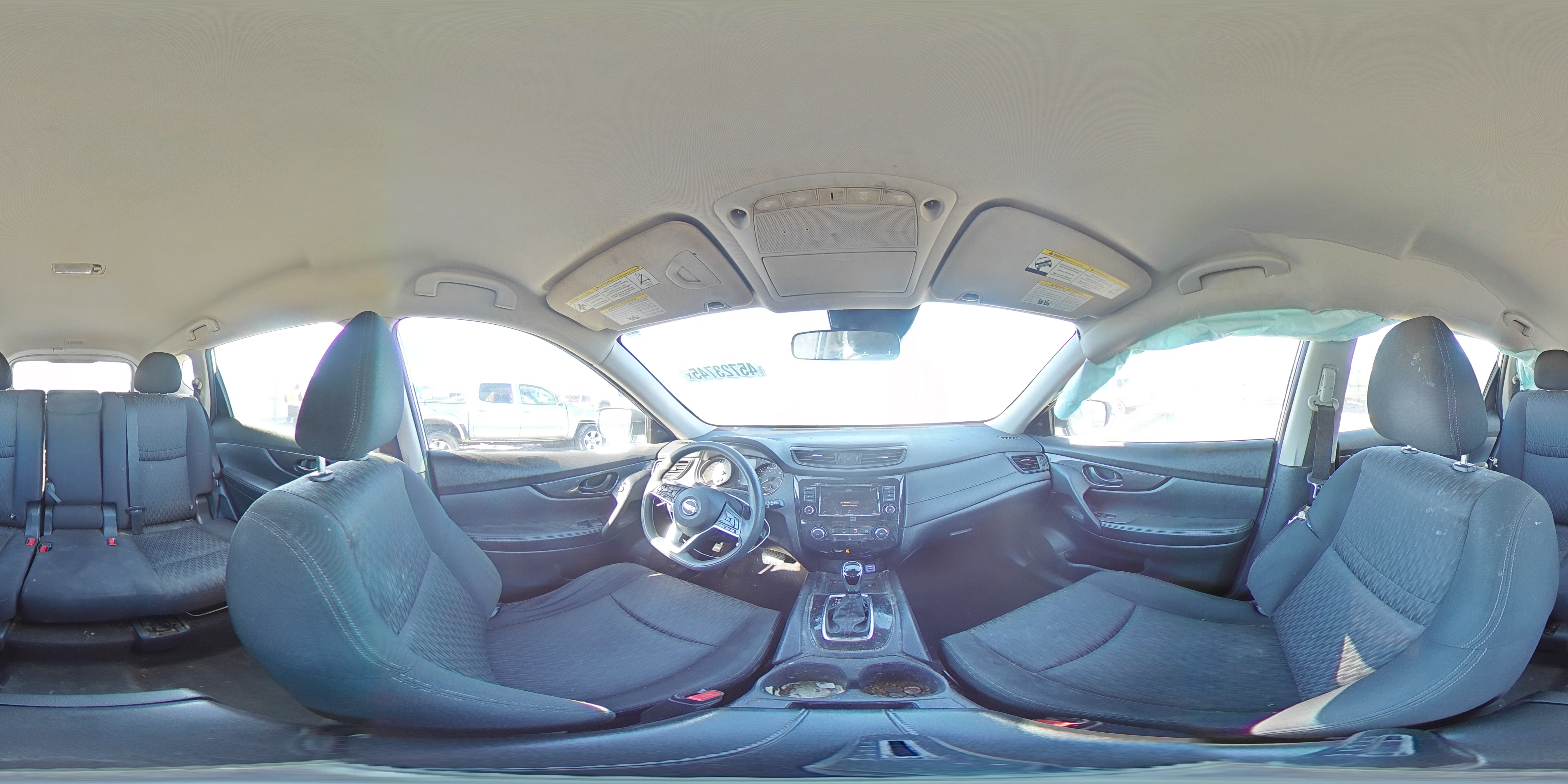 2020 Nissan Rogue - Image 13