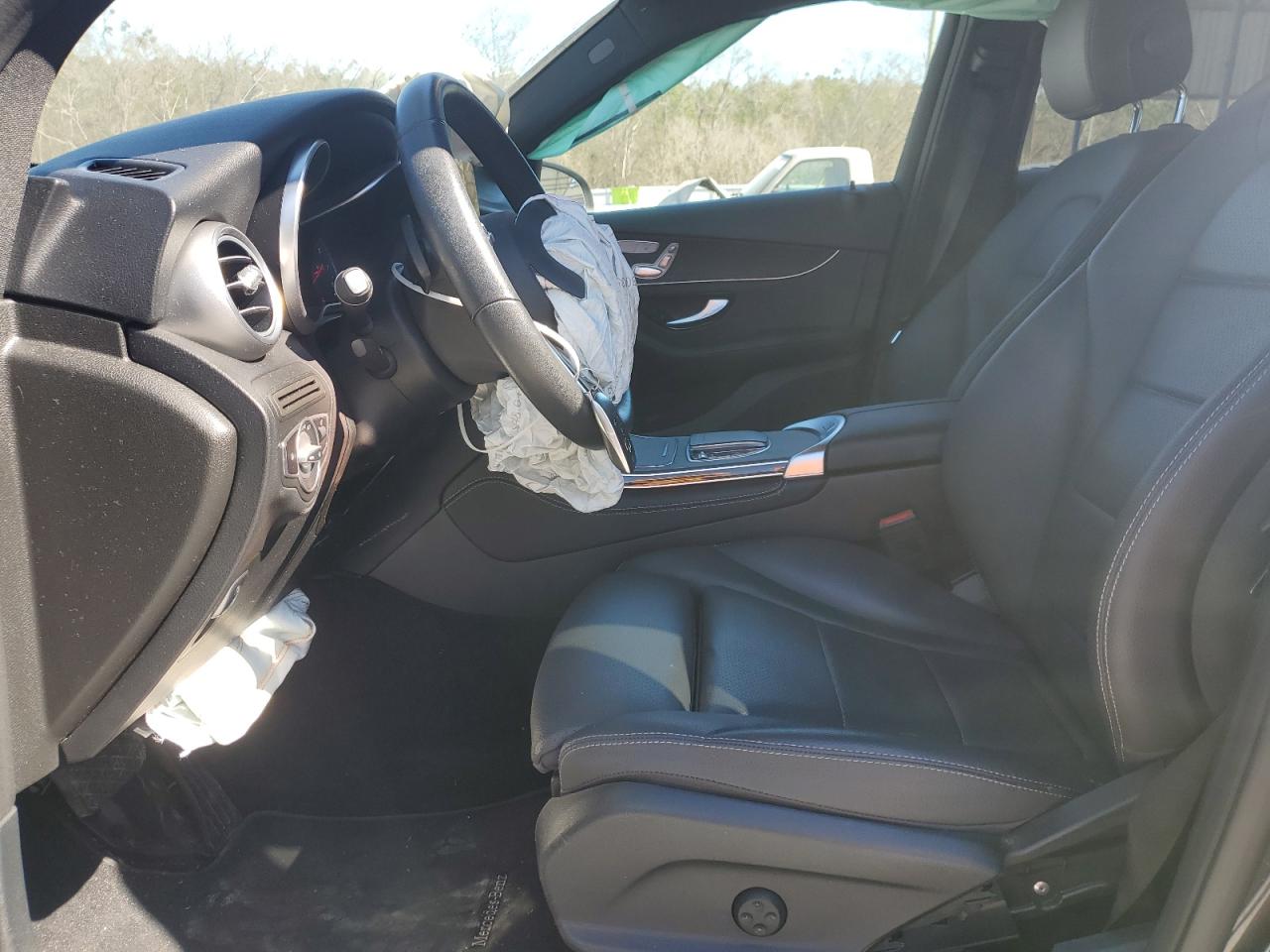 2020 Mercedes-Benz GLC - Image 7
