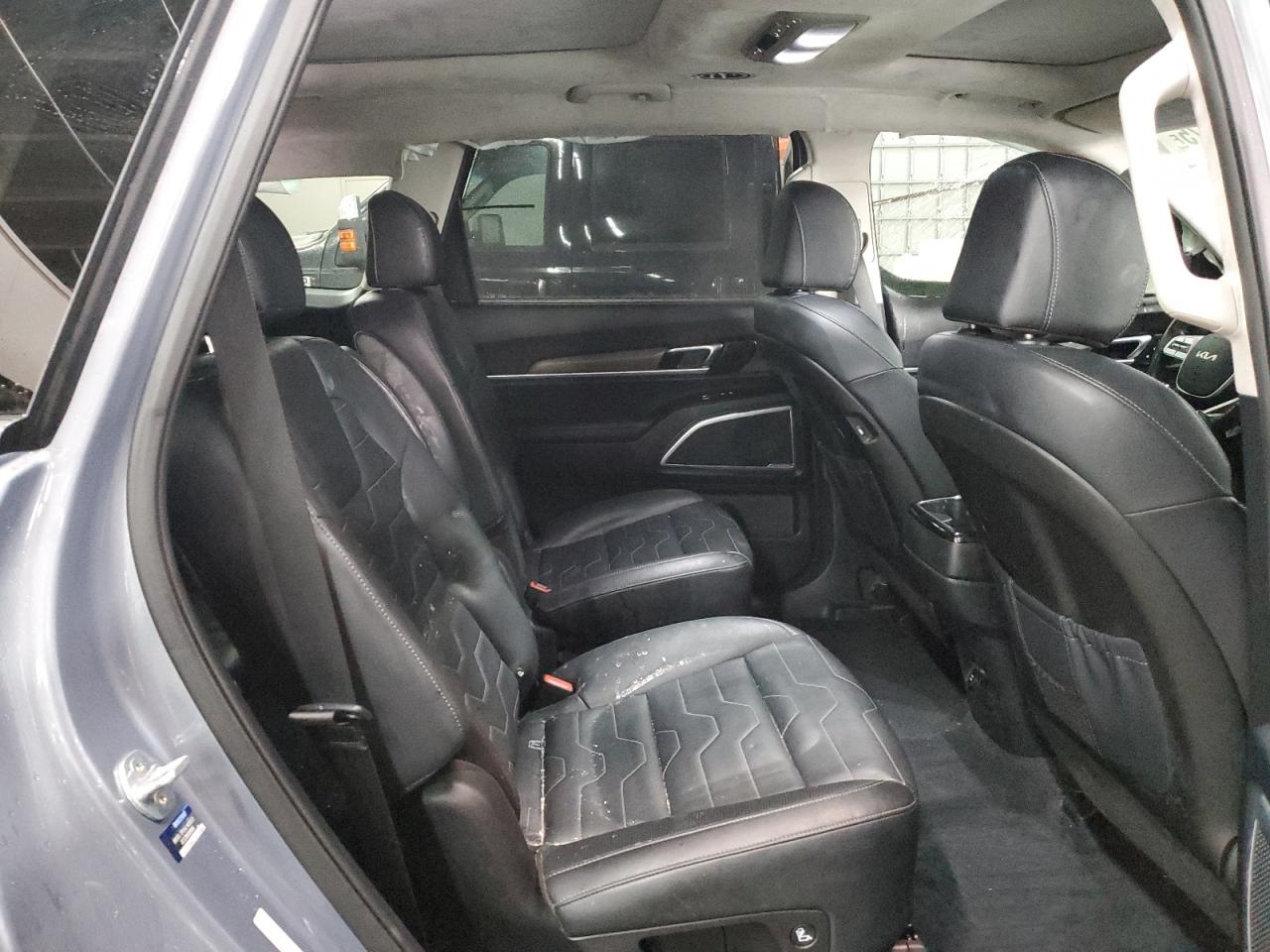 2022 Kia Telluride - Image 11
