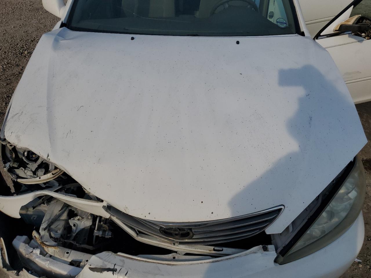 2005 Toyota Camry - Image 11