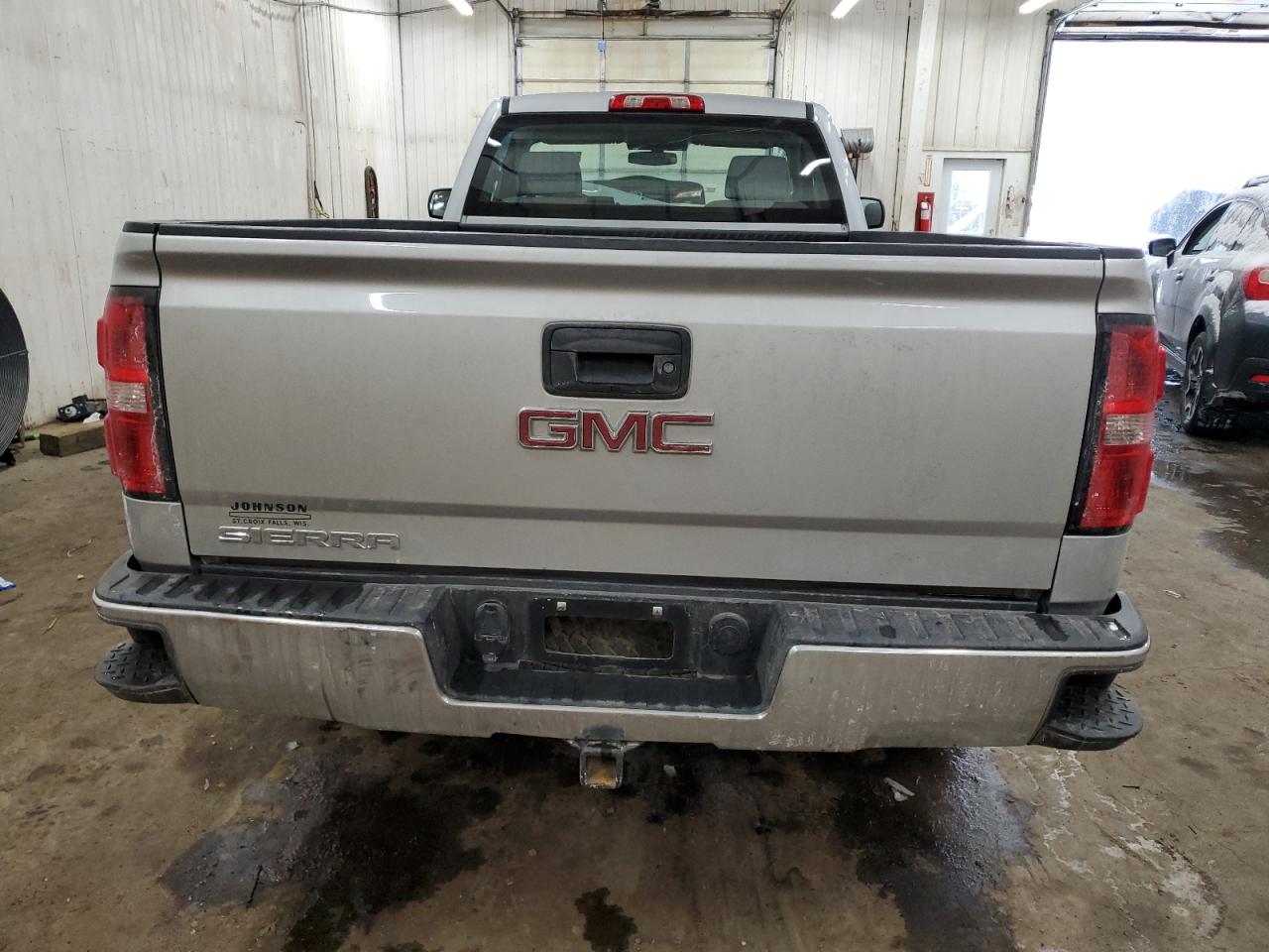 2015 GMC Sierra - Image 10