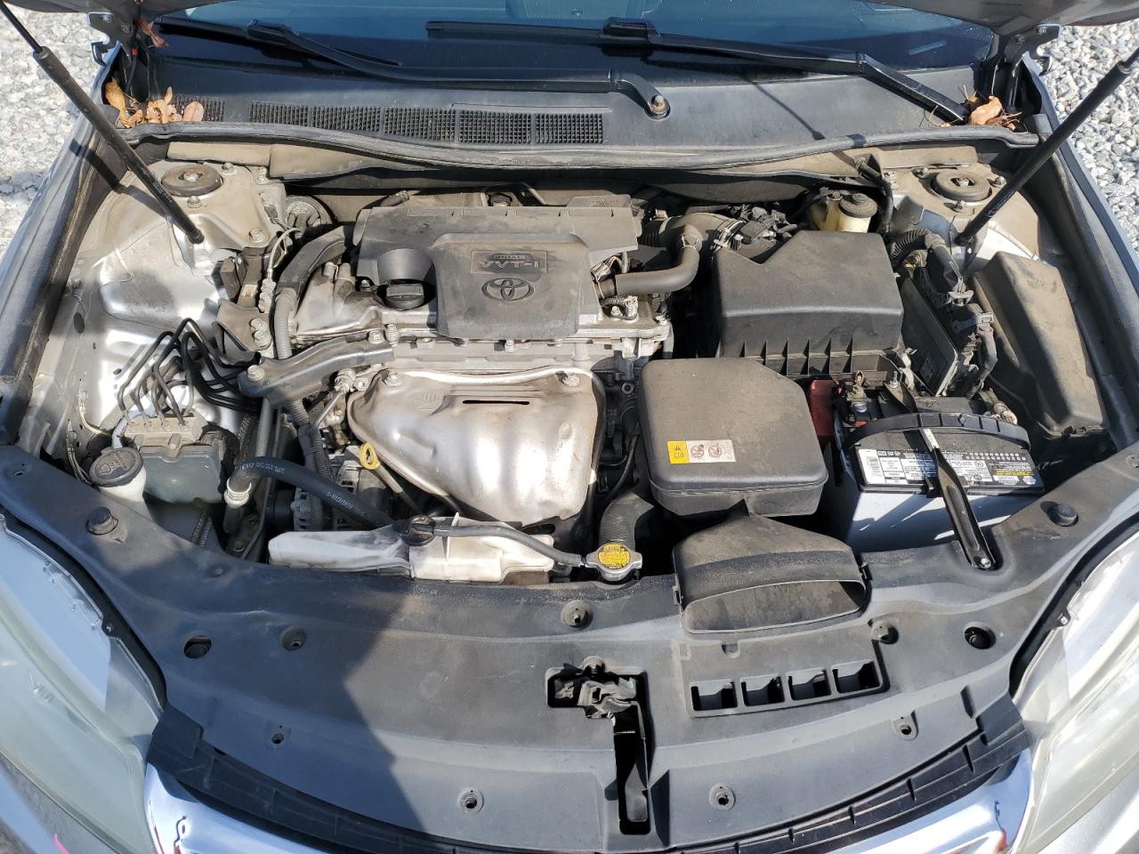 2015 Toyota Camry - Image 11