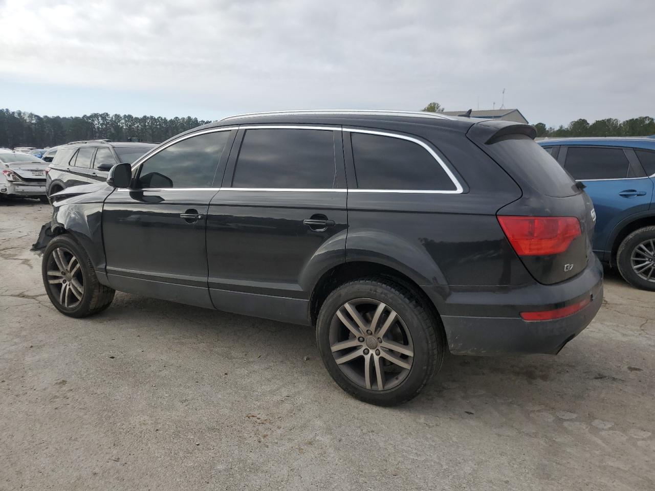 2009 Audi Q7 - Image 2