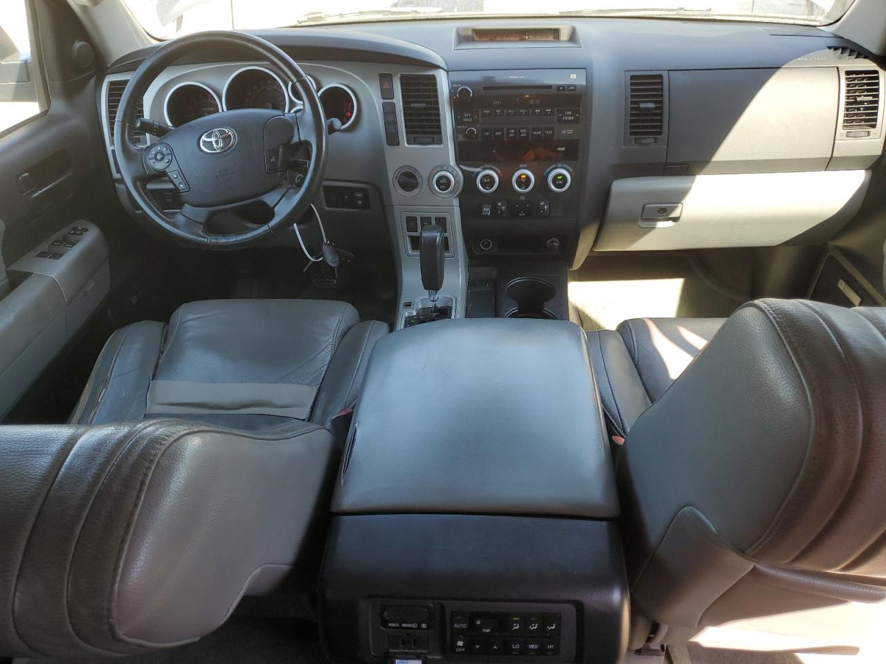 2008 Toyota Sequoia - Image 8