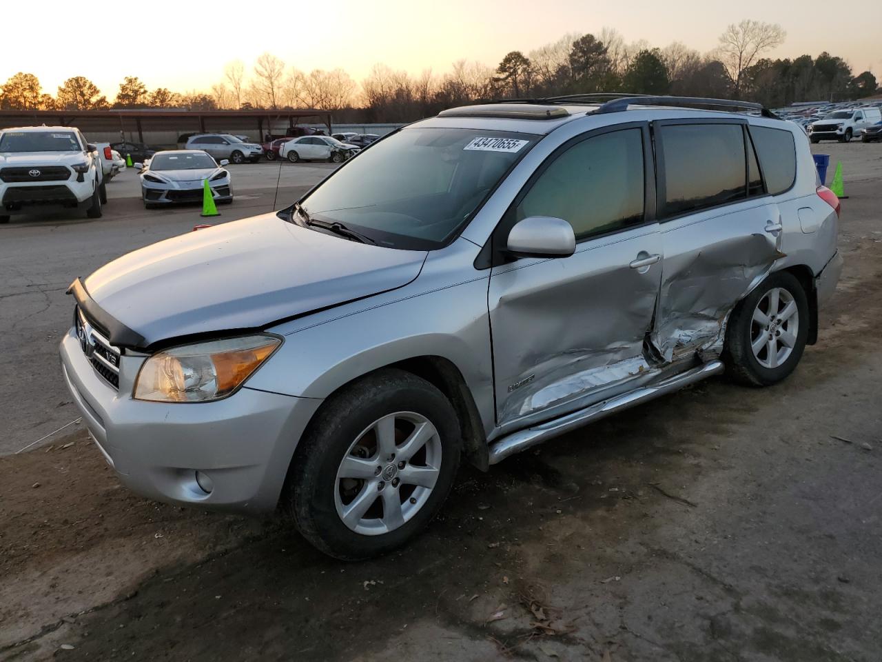2008 Toyota RAV 4 - Image 1