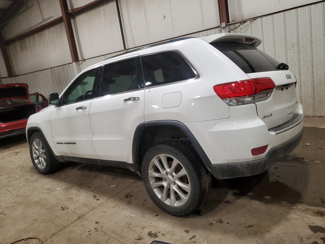 2017 Jeep Grand Cherokee - Image 2