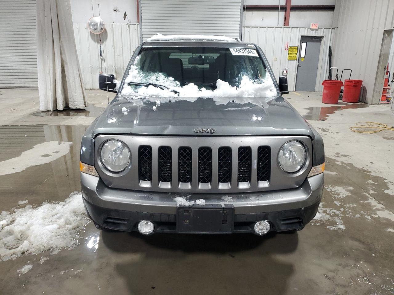 2012 Jeep Liberty (Patriot) - Image 5