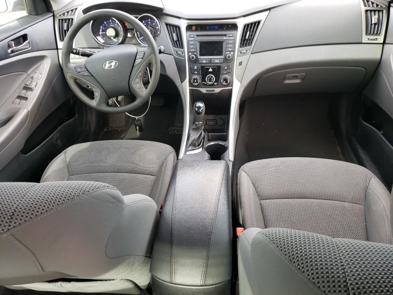 2014 Hyundai Sonata - Image 8