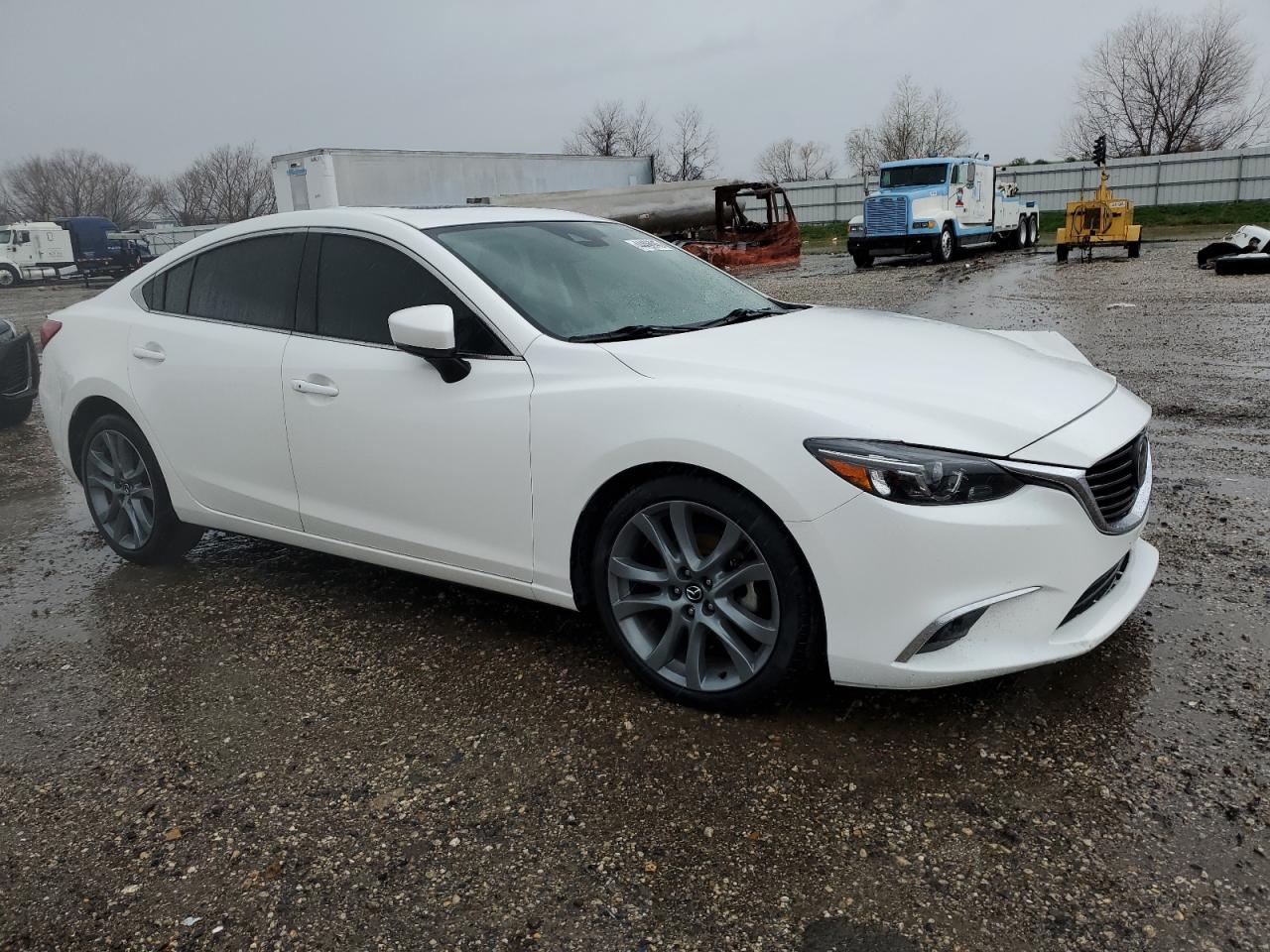 2017 Mazda 6 - Image 4