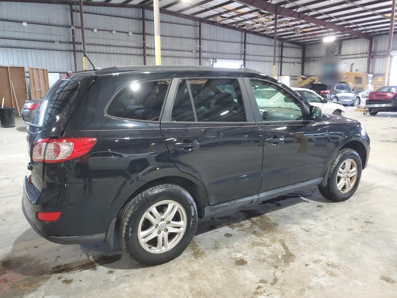 2012 Hyundai Santa Fe - Image 3