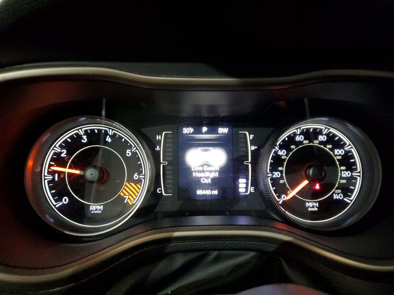 2014 Jeep Grand Cherokee - Image 9