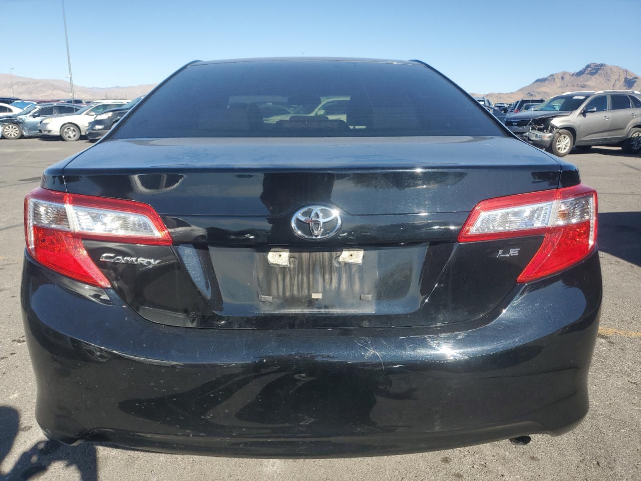 2014 Toyota Camry - Image 6