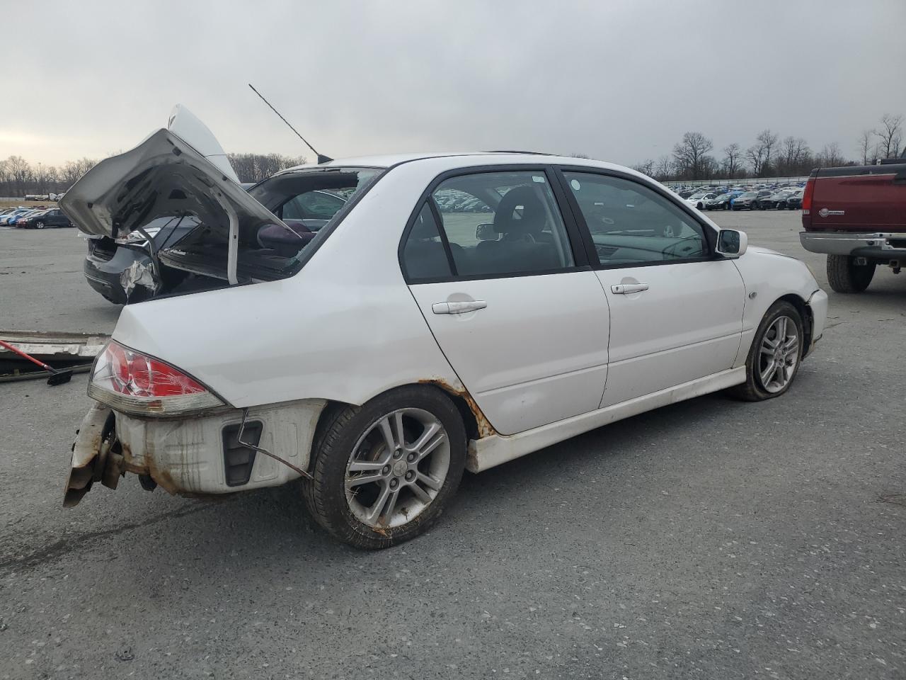 2005 Mitsubishi Lancer - Image 3