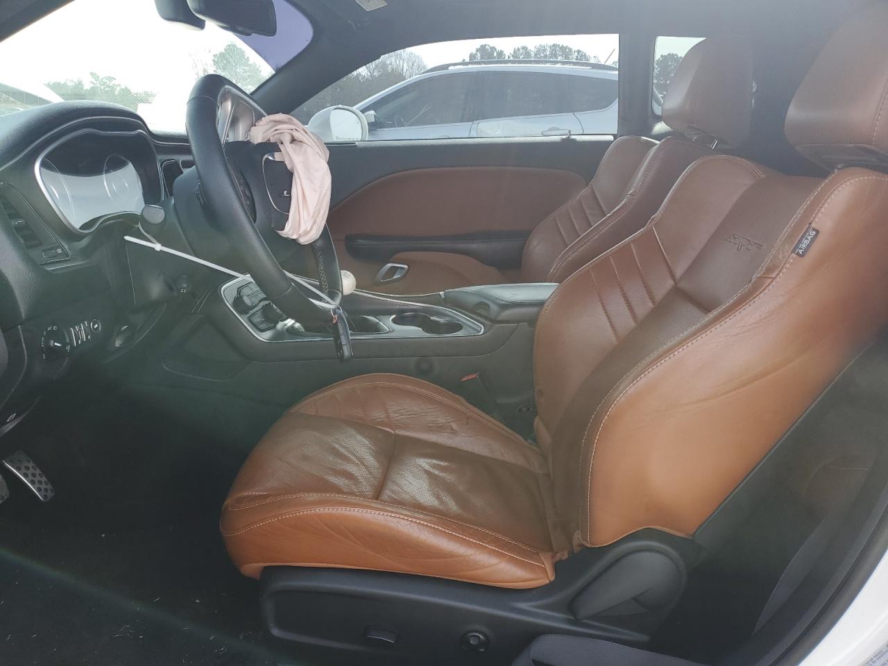 2015 Dodge Challenger - Image 7