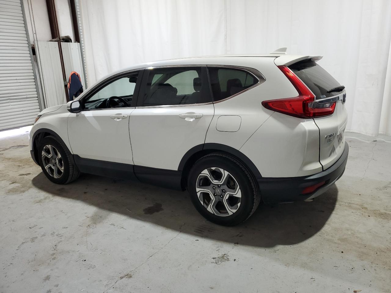 2018 Honda CR-V - Image 2