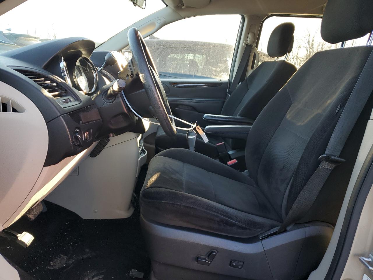 2013 Dodge Caravan - Image 7