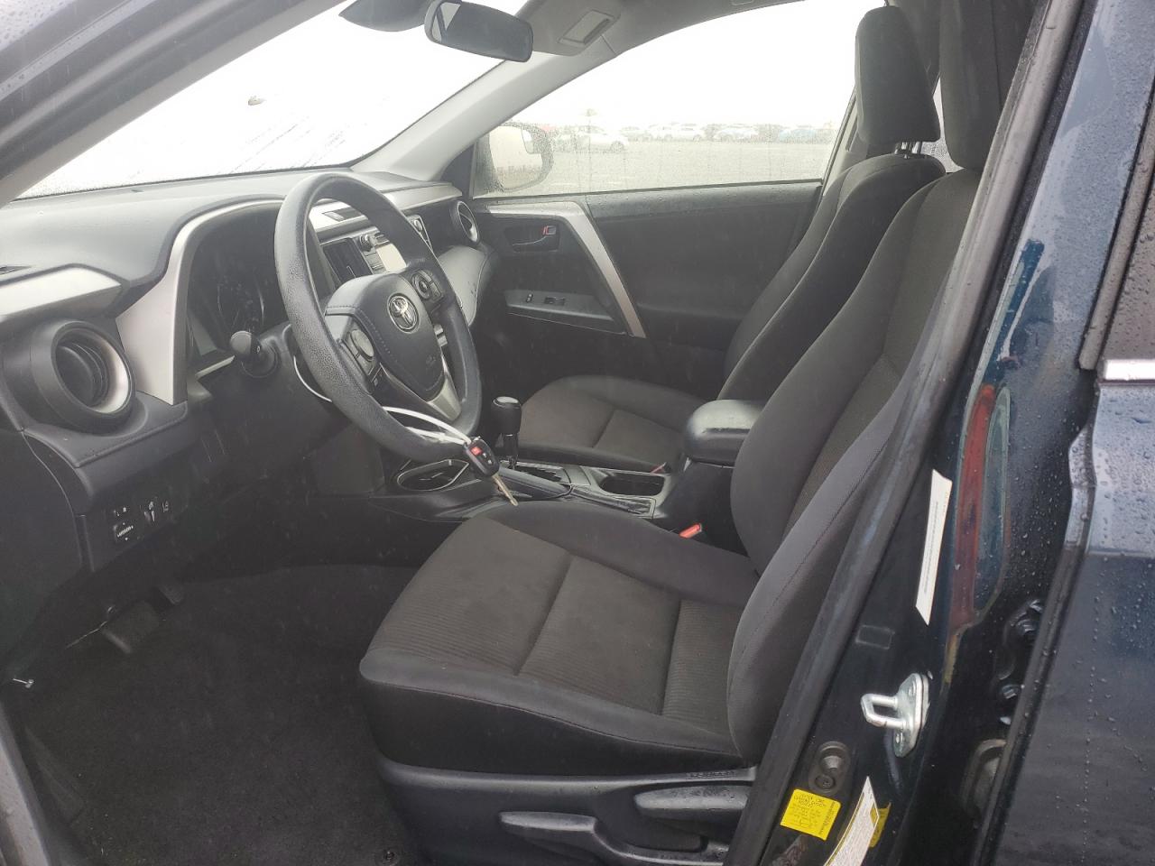 2017 Toyota RAV 4 - Image 7