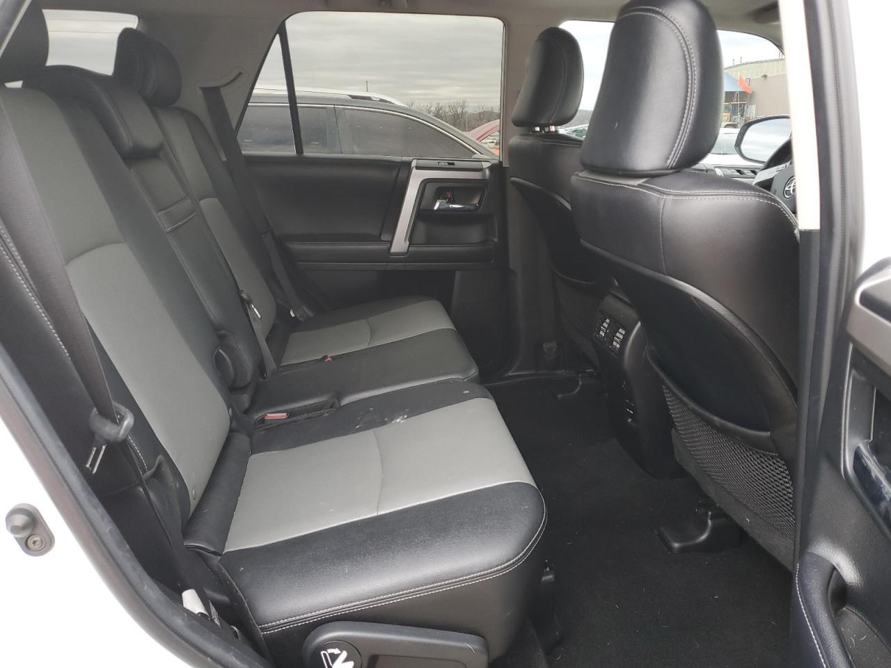 2018 Toyota 4Runner - Image 11