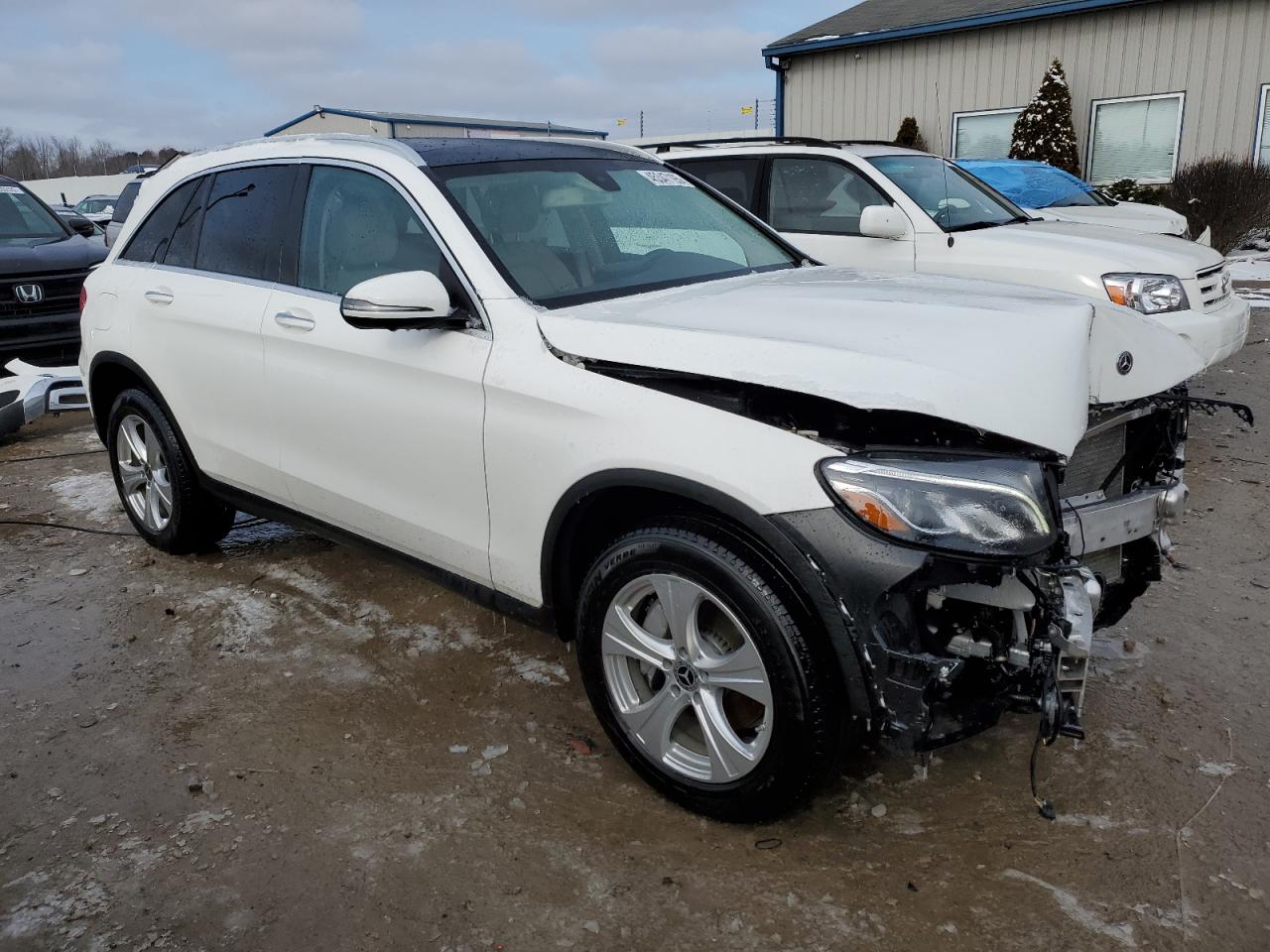 2018 Mercedes-Benz GLC - Image 4