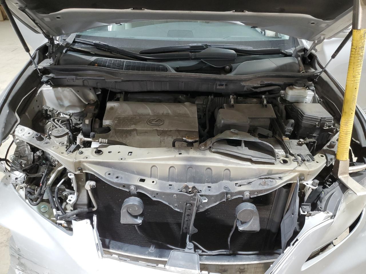 2011 Lexus RX - Image 12